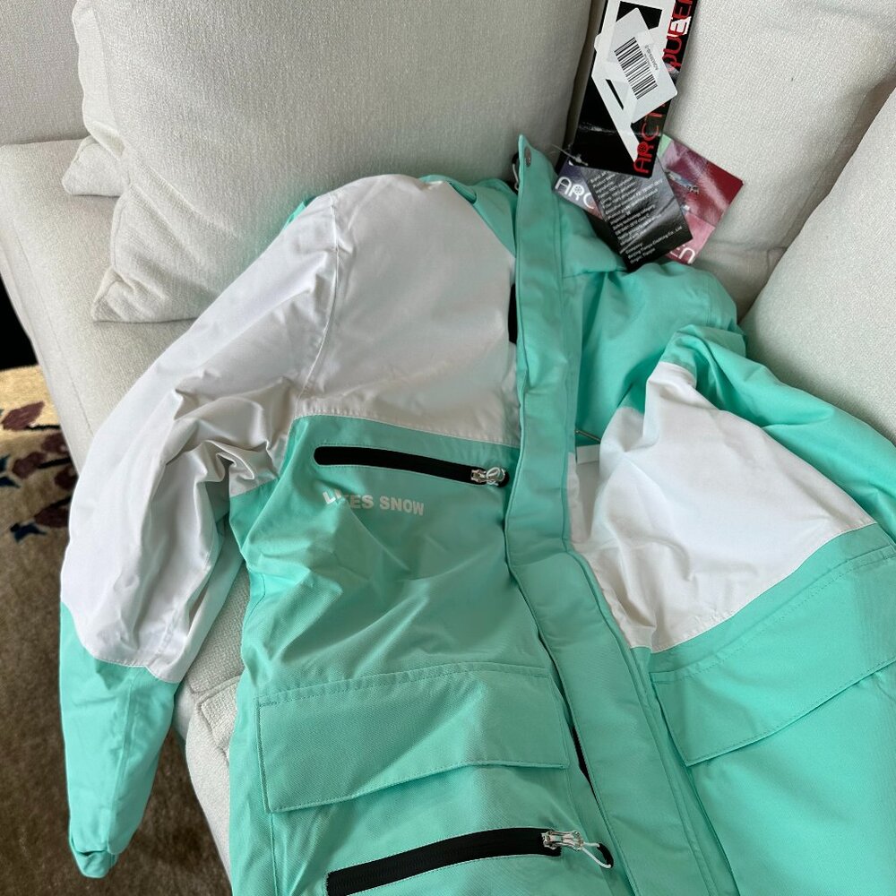 Turquoise ski jacket